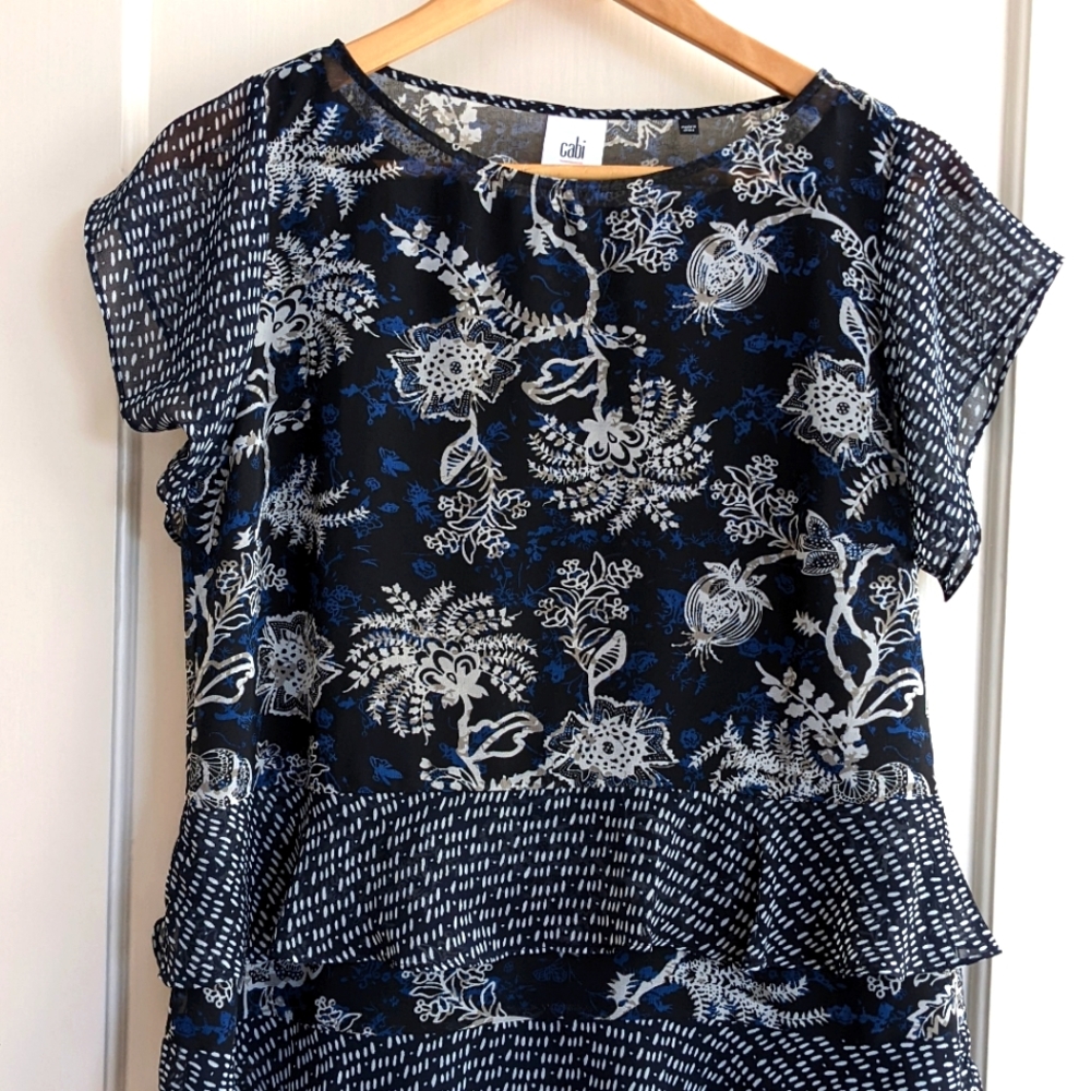Cabi top NWOT